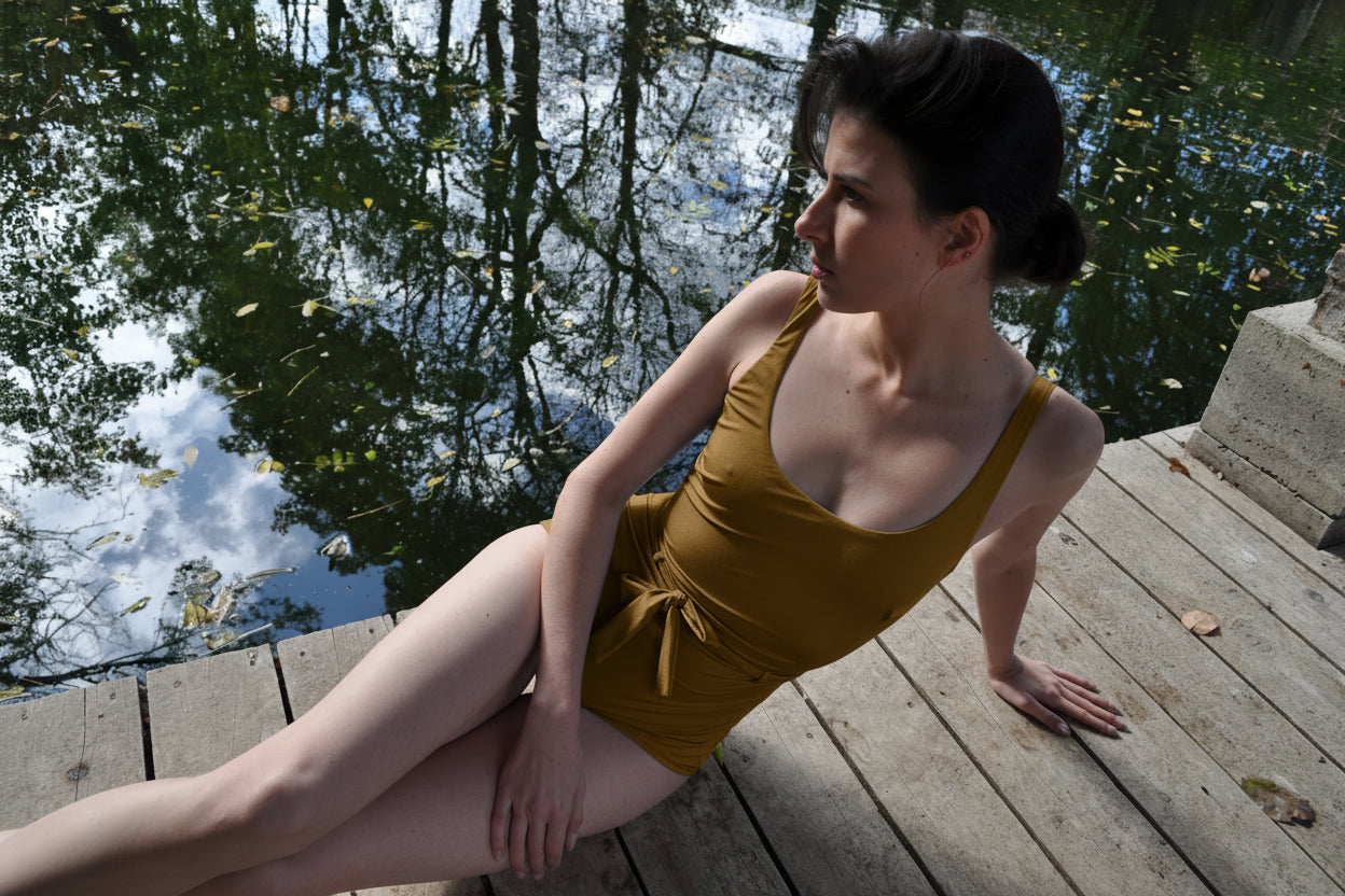 Maillot Oslo in Gold - Statice